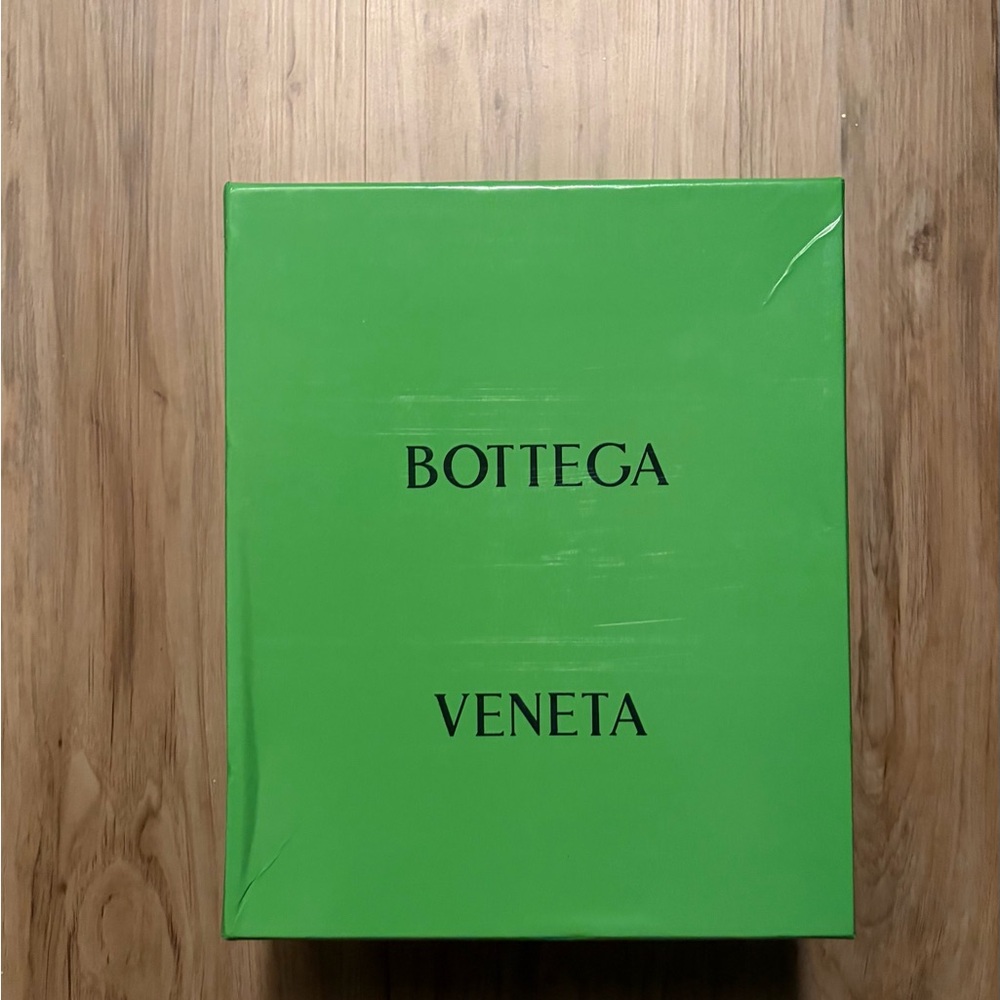 BOTTEGA VENETA